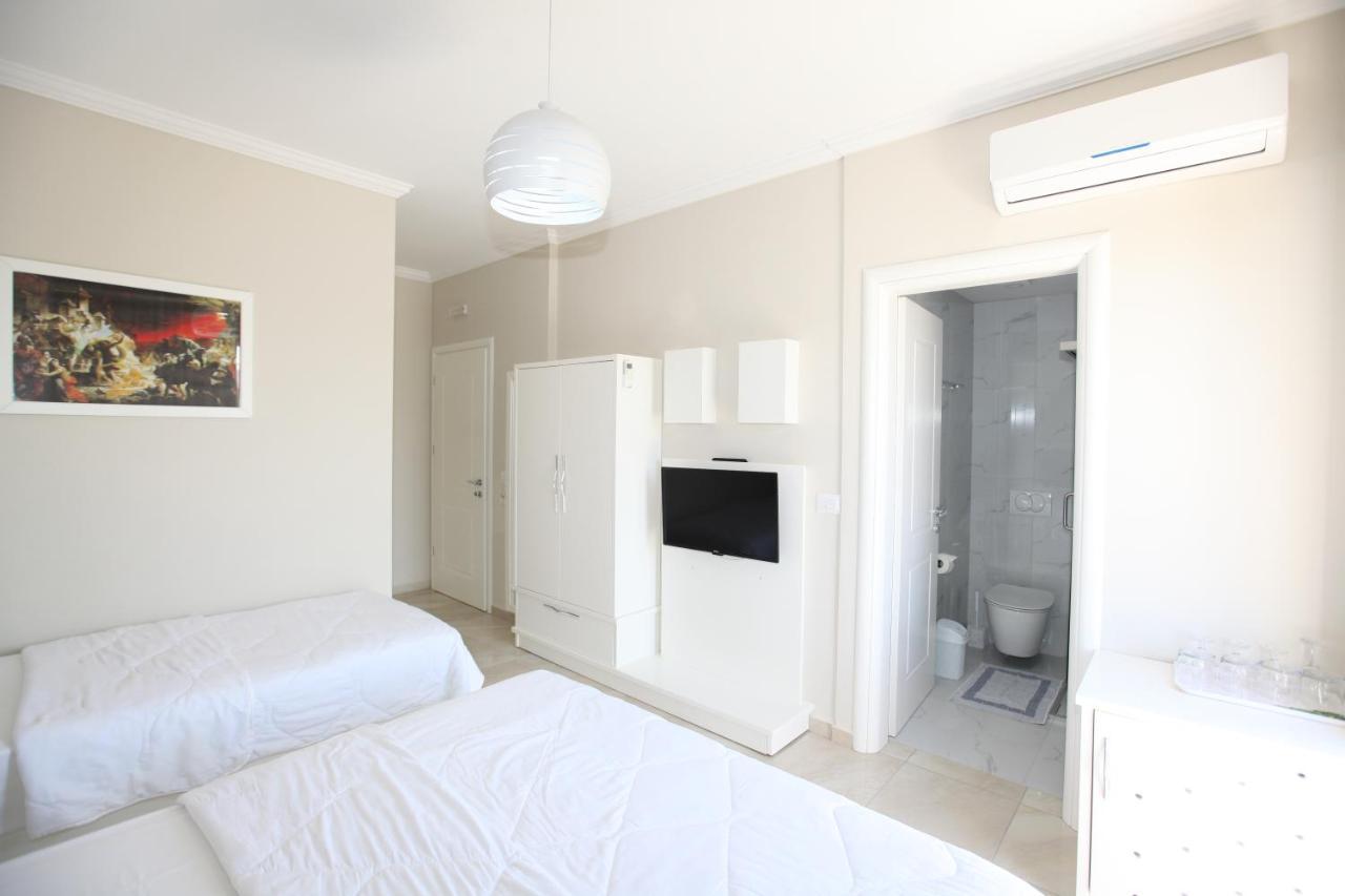 Hotel Mare Ksamil Esterno foto