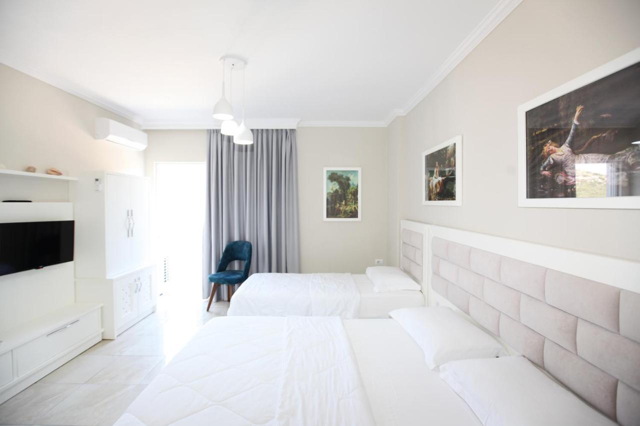 Hotel Mare Ksamil Esterno foto