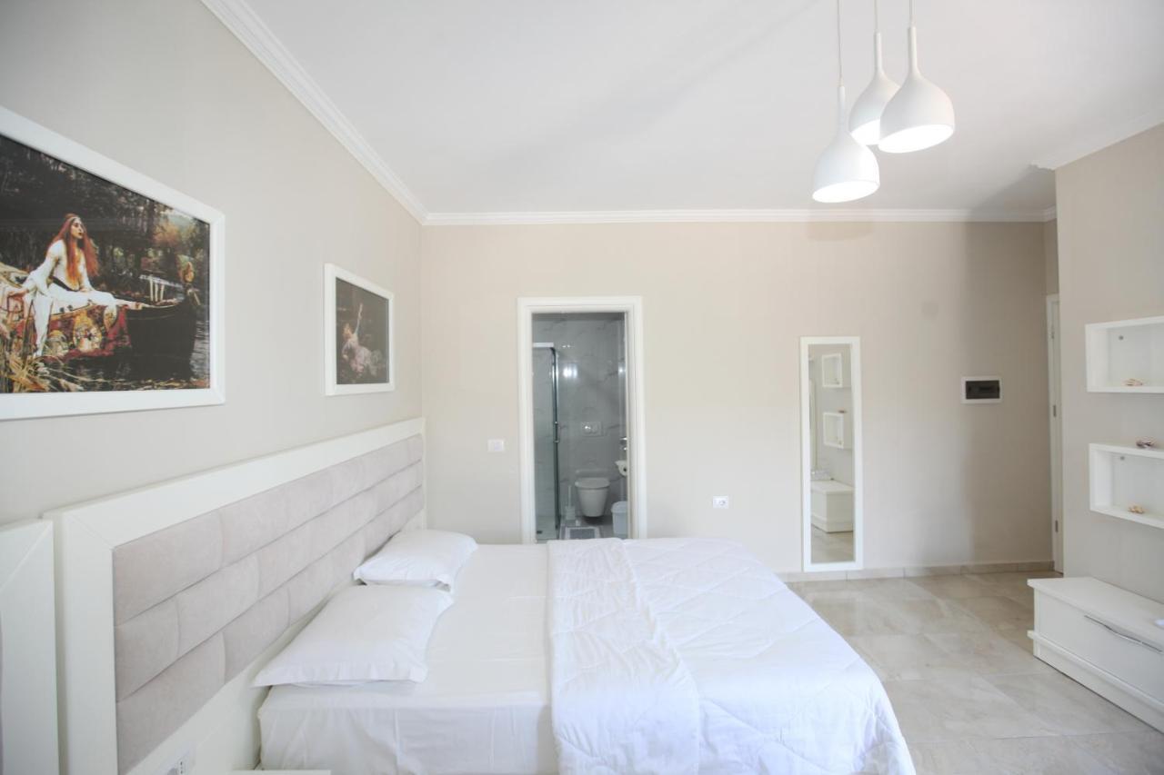 Hotel Mare Ksamil Esterno foto