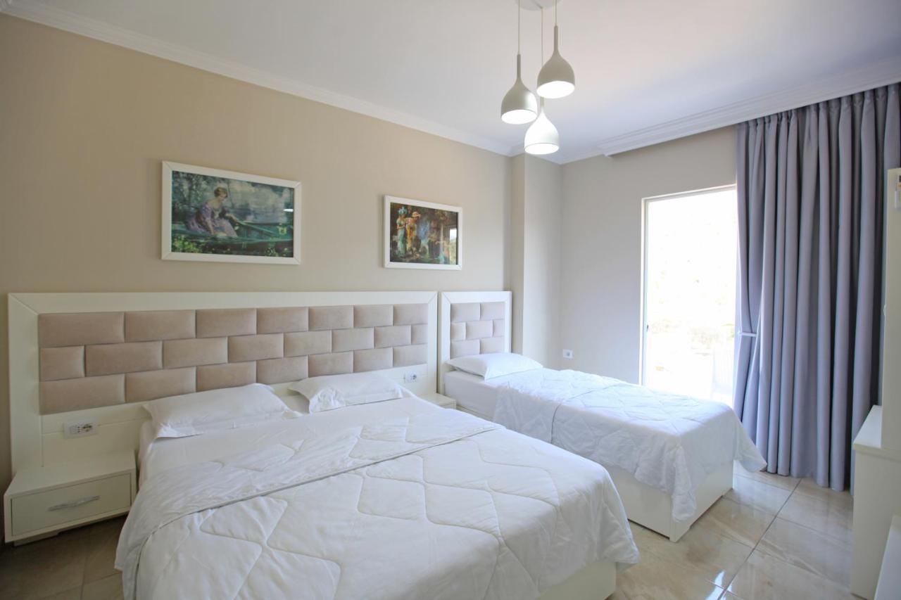 Hotel Mare Ksamil Esterno foto