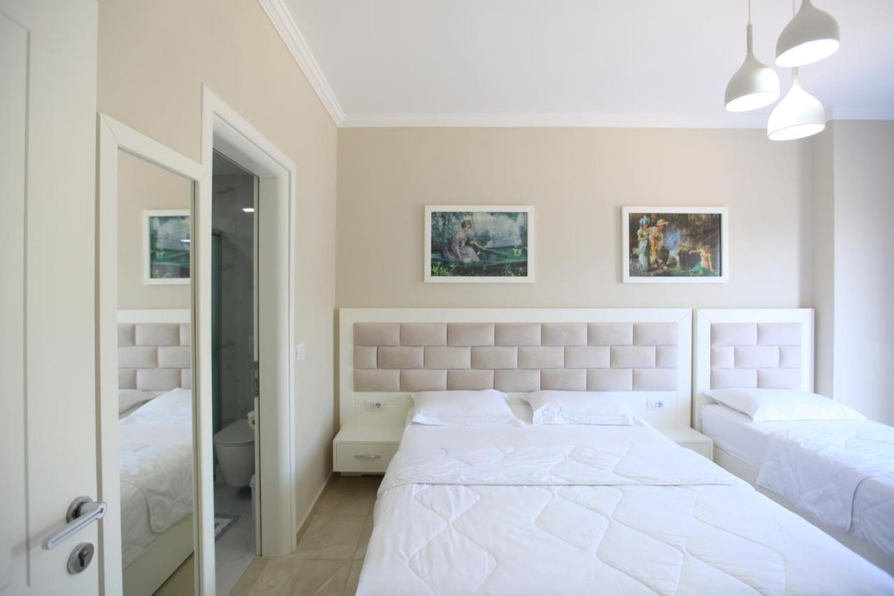 Hotel Mare Ksamil Esterno foto