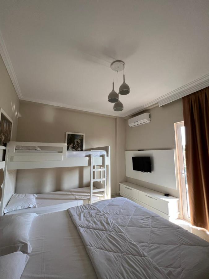 Hotel Mare Ksamil Esterno foto