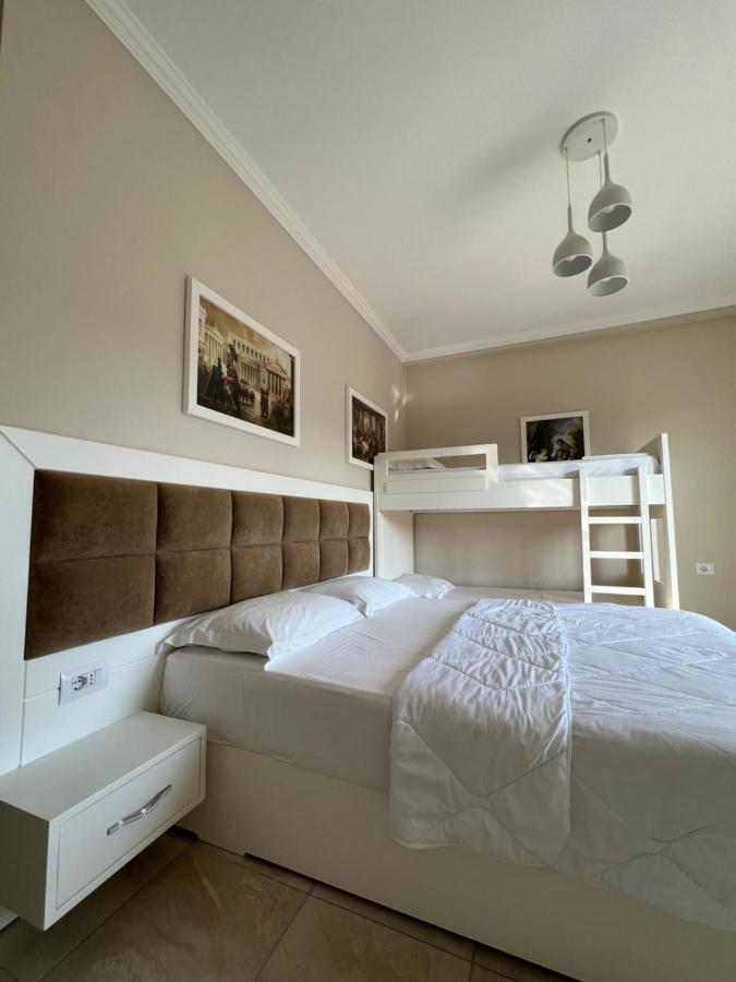 Hotel Mare Ksamil Esterno foto