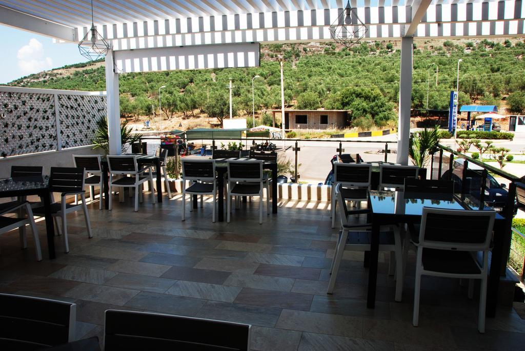 Hotel Mare Ksamil Esterno foto